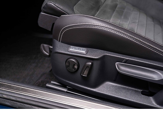 Volkswagen Passat 21 of 27