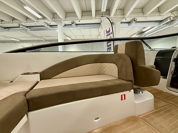 Windy Coho 29 GT 2021 | Ny Volvo Penta V8-430 motor | Lavt timetall | inkludert 22 of 30