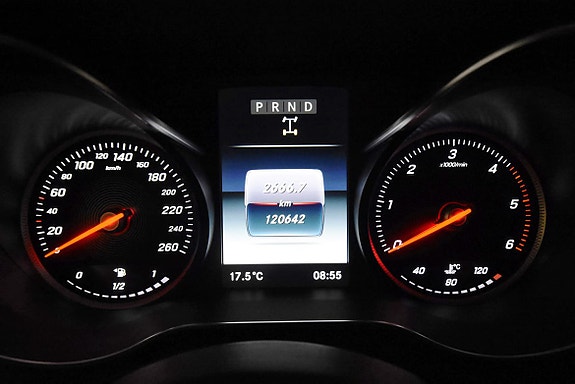 Mercedes-Benz X250 d 23 of 30