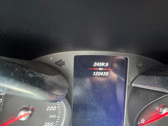 Mercedes-Benz X250 d 8 of 30