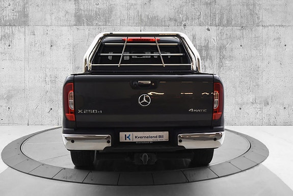 Mercedes-Benz X250 d 4 of 30