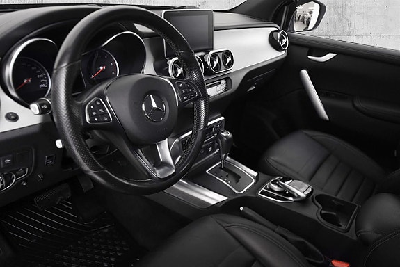 Mercedes-Benz X250 d 12 of 30