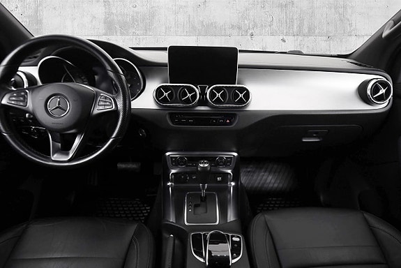 Mercedes-Benz X250 d 30 of 30