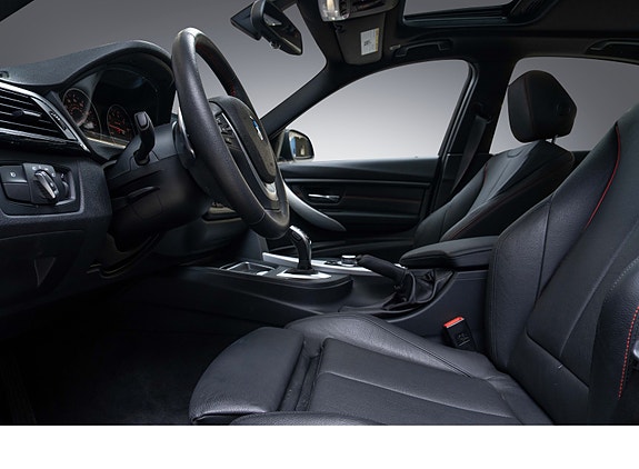 BMW 335Xi 27 of 30
