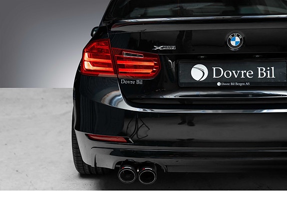 BMW 335Xi 10 of 30