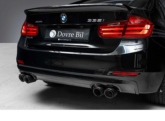 BMW 335Xi 12 of 30