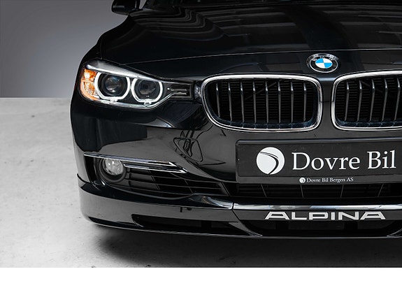 BMW 335Xi 5 of 30