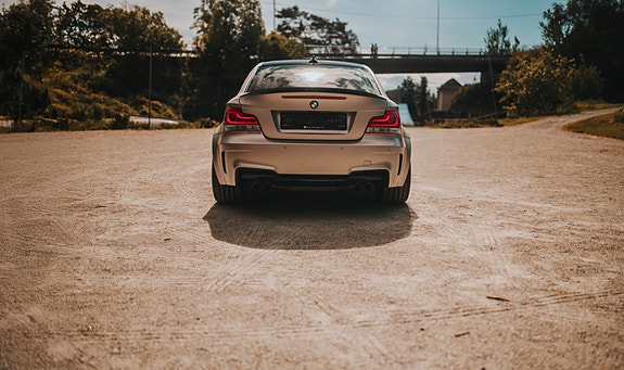 BMW 135i 14 of 26