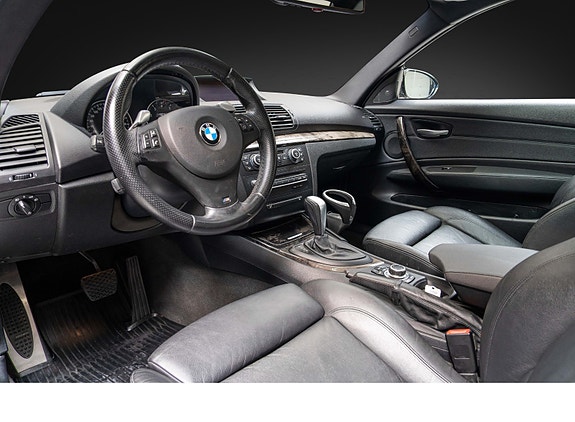 BMW 135i 17 of 26
