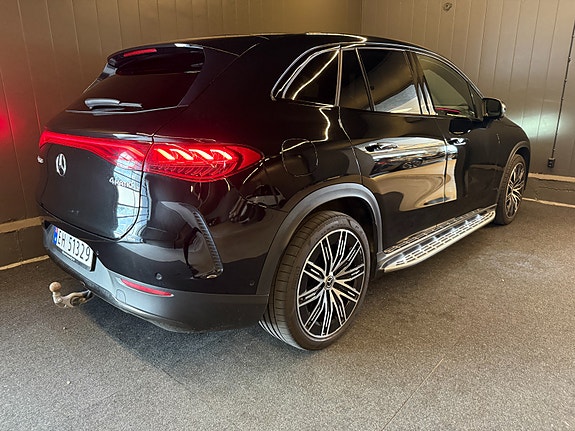 Mercedes-Benz EQE SUV 3 of 25