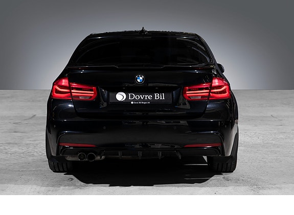 BMW 330e 5 of 26
