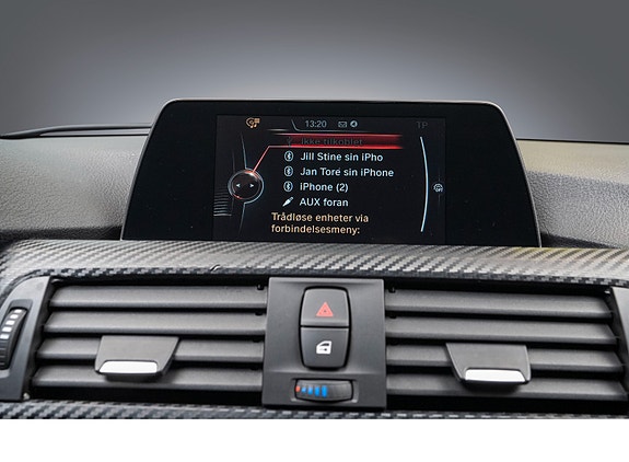BMW 330e 17 of 26