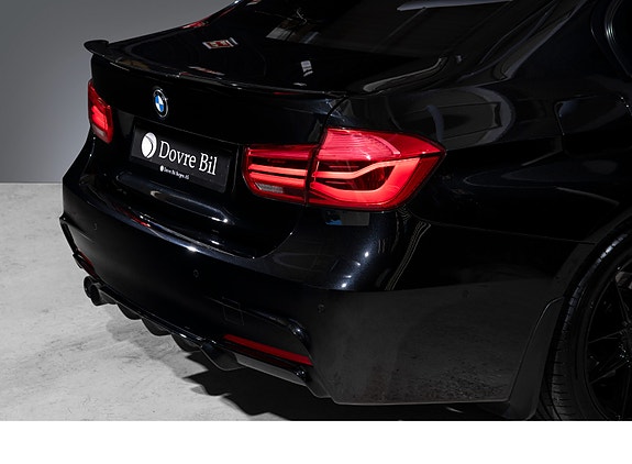 BMW 330e 8 of 26