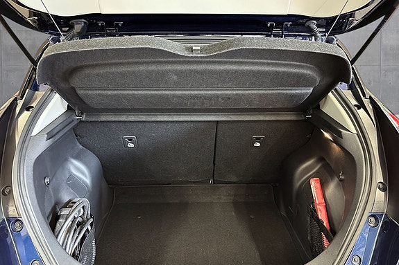 Nissan Leaf 18 of 26