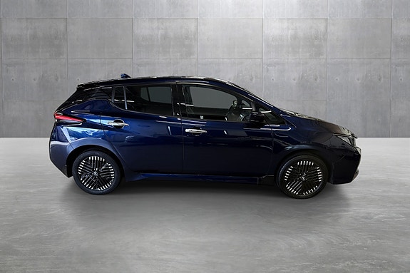Nissan Leaf 6 of 26