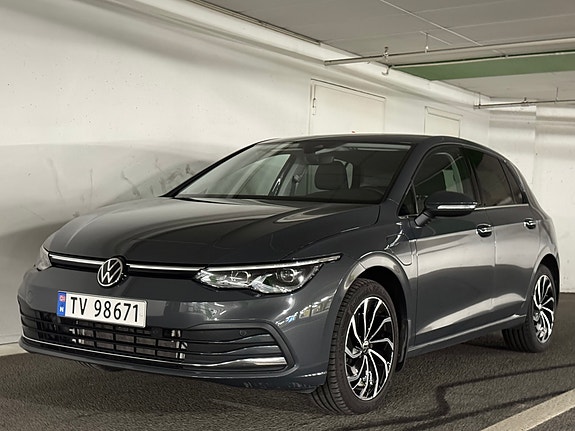 Volkswagen Golf VIII 5 of 30