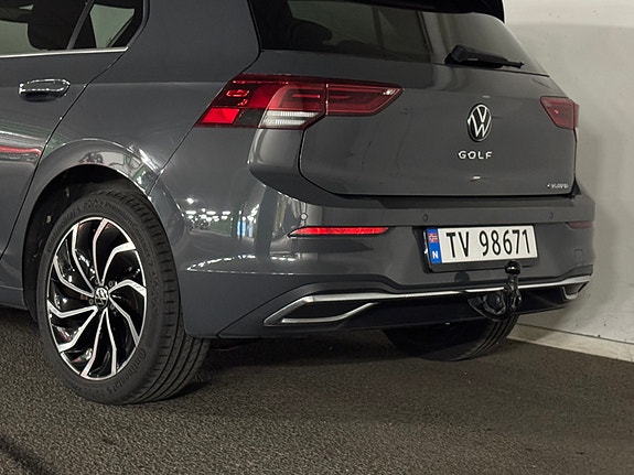 Volkswagen Golf VIII 8 of 30