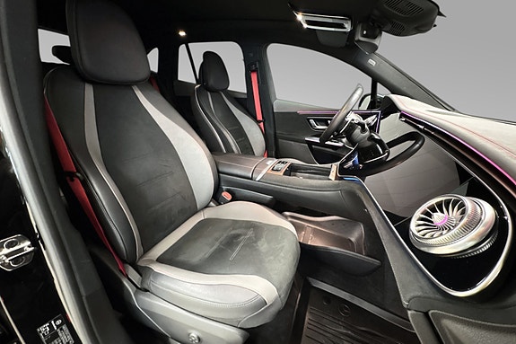 Mercedes-Benz EQE SUV 18 of 30