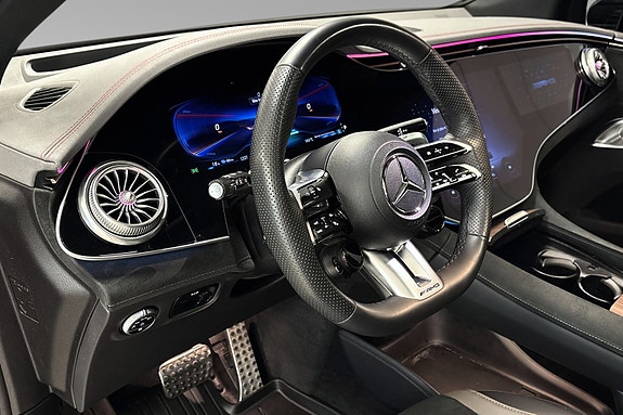Mercedes-Benz EQE SUV 14 of 30