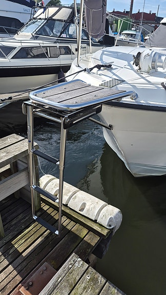 Fairline Corniche 5 of 29
