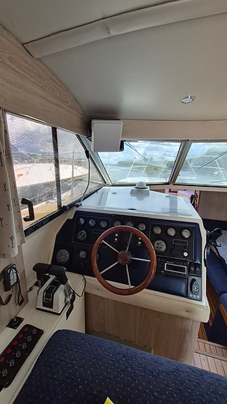 Fairline Corniche 12 of 29