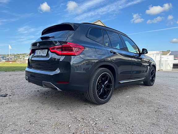 BMW iX3 2 of 16