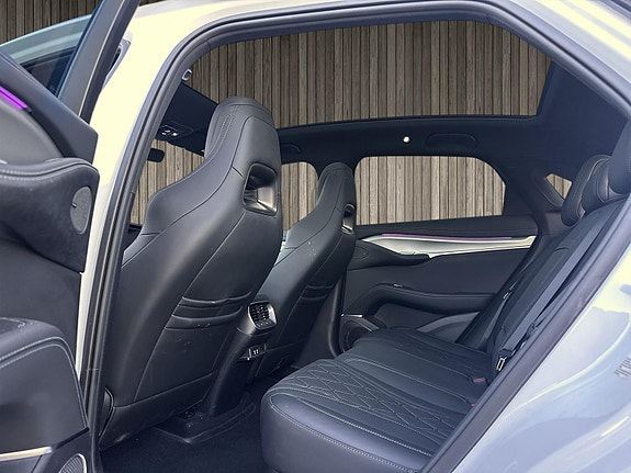 BYD Sealion 7 9 of 12
