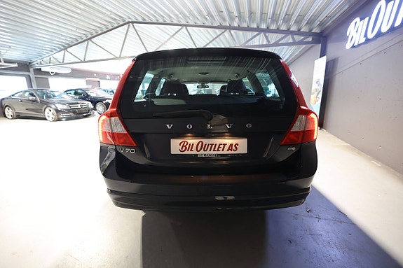 Volvo V70 5 of 28
