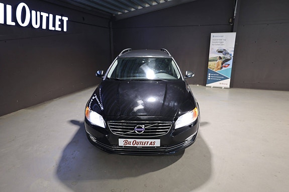 Volvo V70 2 of 28