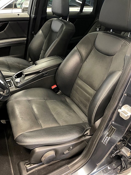 Mercedes-Benz GLK220 6 of 22