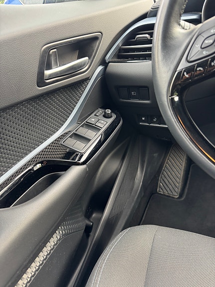 Toyota C-HR 16 of 16