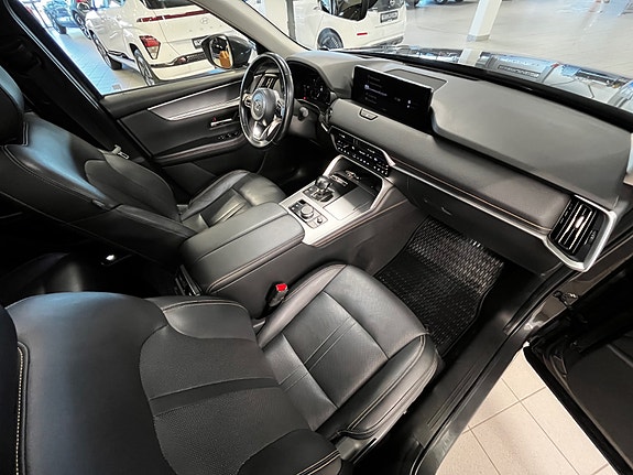 Mazda CX-60 27 of 30