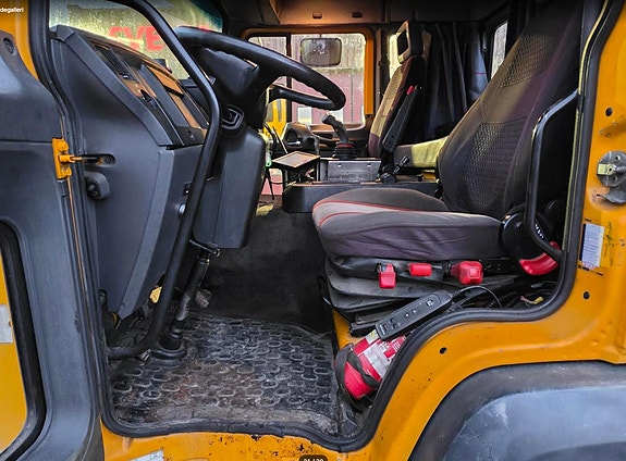 Volvo FL6H 14 of 18