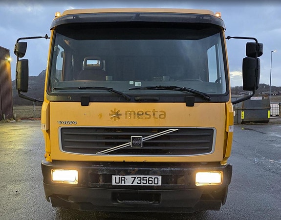 Volvo FL6H 2 of 18