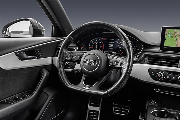 Audi A4 24 of 30