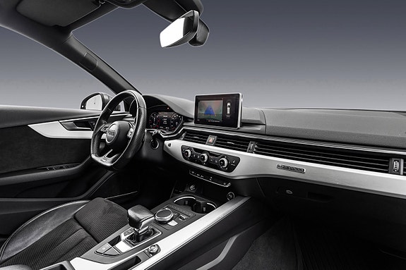 Audi A4 21 of 30