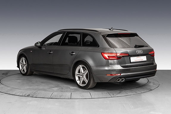 Audi A4 4 of 30