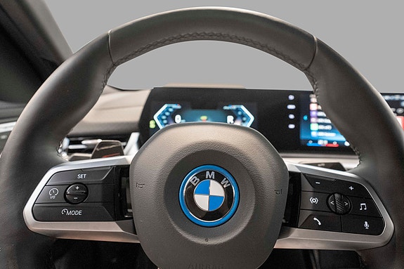 BMW iX2 17 of 25