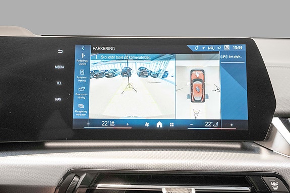 BMW iX2 23 of 25