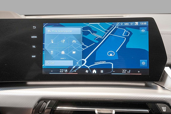 BMW iX2 21 of 25
