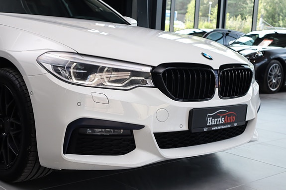 BMW 520d 2 of 30