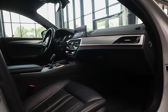 BMW 520d 26 of 30