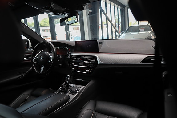 BMW 520d 30 of 30