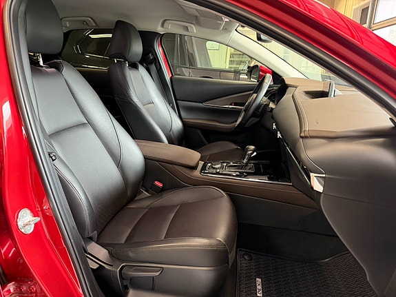 Mazda CX-30 14 of 30