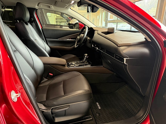 Mazda CX-30 13 of 30