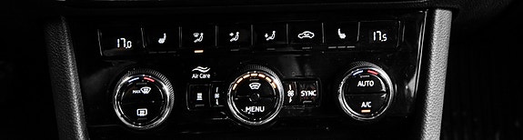 Skoda Superb 16 of 30