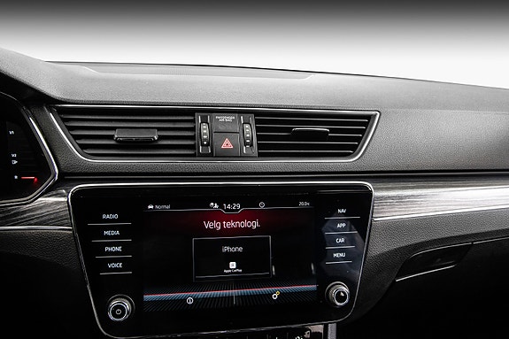 Skoda Superb 26 of 30