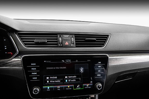 Skoda Superb 24 of 30