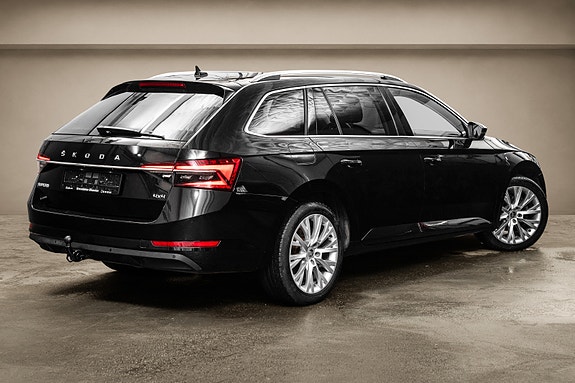 Skoda Superb 4 of 30