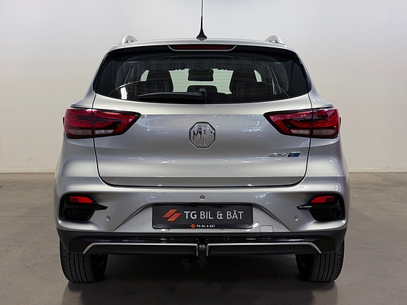 MG ZS EV 6 of 30